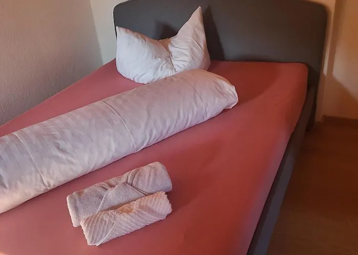 Staufenbrücke Hotel *